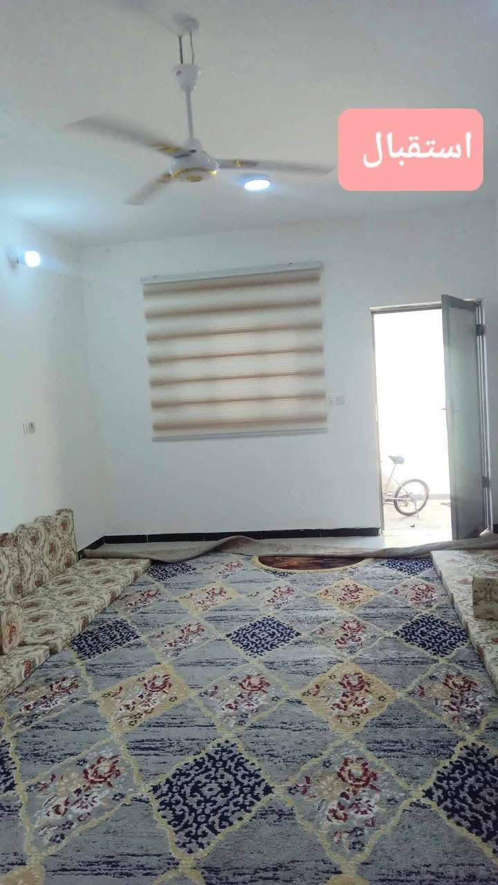 السلام عليكم
بيت طابو صرف للبيع مساحة ٢٠٩م
غرفتين وصالة ومطبخ وبراني حمامات وطارمة 
قرب أسواق القديمة 
بالدوح بناء سنه ٢٠٢٤ بناء الشركة هيكل 
وتكملة البناء شخصي 
البيت مطلوب الإسكان ٨٥ مليون تسديد بشهر ٤٨٠ ألف 
وتسلم صاحب العقار ٦٥ مليون نقد 
***********
