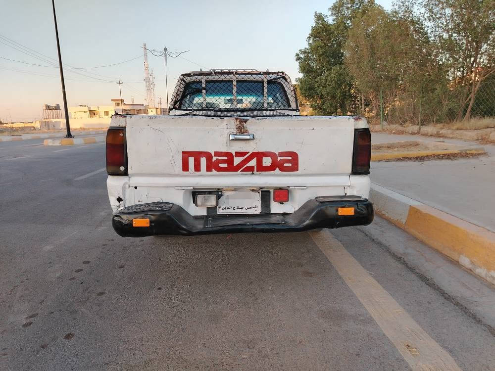 بيكب مازدا للبيع قمارة وربع موديل ١٩٨٨  فحص صلاح الدين كير محرك صدر تايرات كهربائيات شرط جاهزة للشغل ب ٢٧ ورقة ***********. تكريت, صلاح الدين
