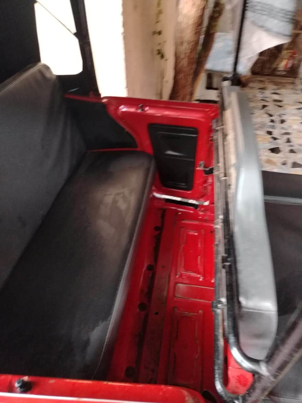 تكتك مديل ٢٢رقم وسنويه مكينه مبدل بس كلجات بدي نضيف خياسات قليله ٧مليون ***********
