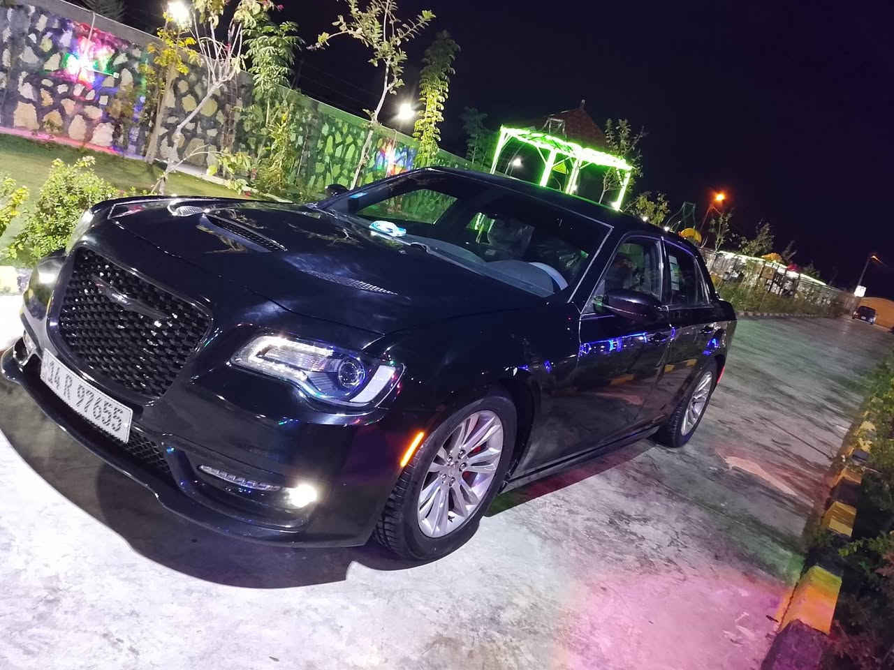 اوباما 2012محدثه 2020 تحديث اصلي السياره حادثها جاملغ وبنيد بدون داخل رقم وهزه جديد فول عدا الفتحه السياره جديده كلش بيها مكانات صبغ ابيعها عام
.شاشه كبيره 
.كامره 
.كشنات كهرباء 
.تشغيل عن بعد
.مري قلاب
.بجم s
.تدفئه كشنات 
ويل عنكبوت 20
مكينه كير حداده تخم تاير كله جديد مبيها اي نقص السعر 137 وبيها مجال بسيط مكاني كربلاء ***********
