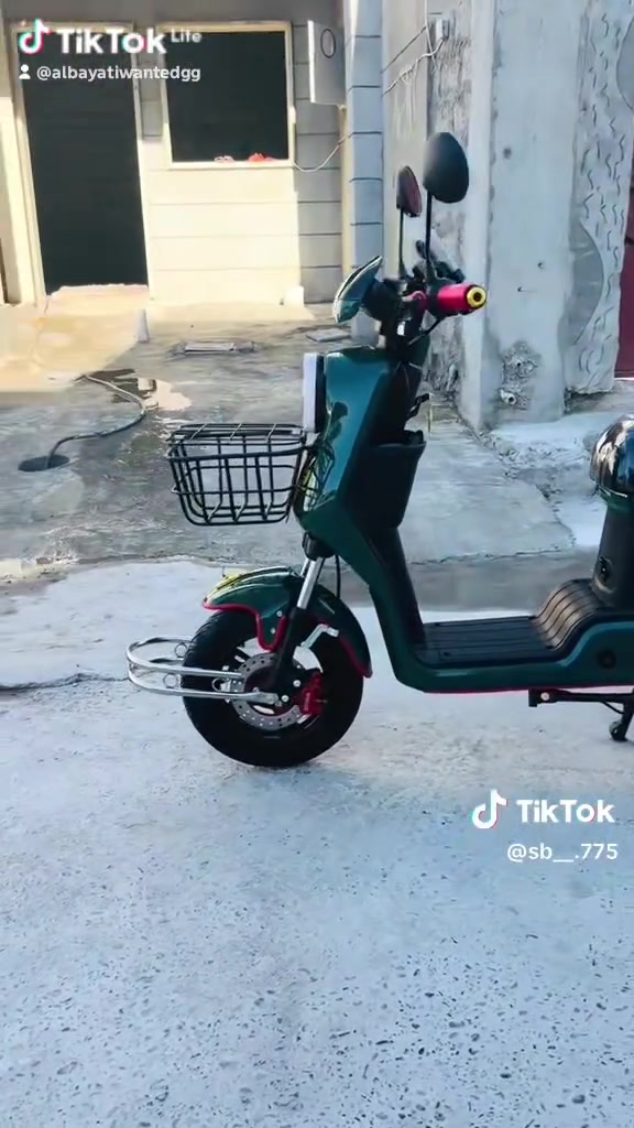 R9
موديل 26   لايت  فول نضافه  سعره 550بي مجال    عيب شرط تراي منا لوين مايعجبك  من كدام باب تشغيل عن بعد مفوله سرعه 109 بيه شلعه طياره سرعه حقيقه ٧٠ سريعه حيل تجي وتجرب شويه بل صوره وصخه من تجي تشوفه شكد نضيفه *********** مكان كركوك واحد حزيران
