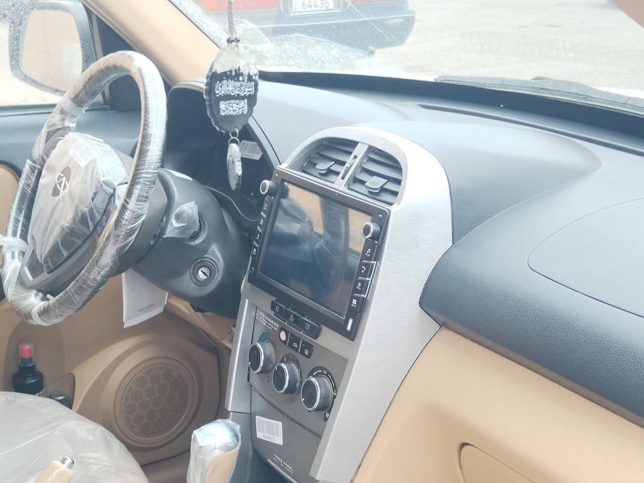 تيكو 13 كامله وجاهزه معمره
مكينه وكير مكفولات بلاد
السعر 62 وبيهه مجال السياره احلى من الصوره ونصبتهه تخبل الماعاجبه السعر لايعلق اكو هواي سيارات والحلال عزيز تحويل مباشر***********
