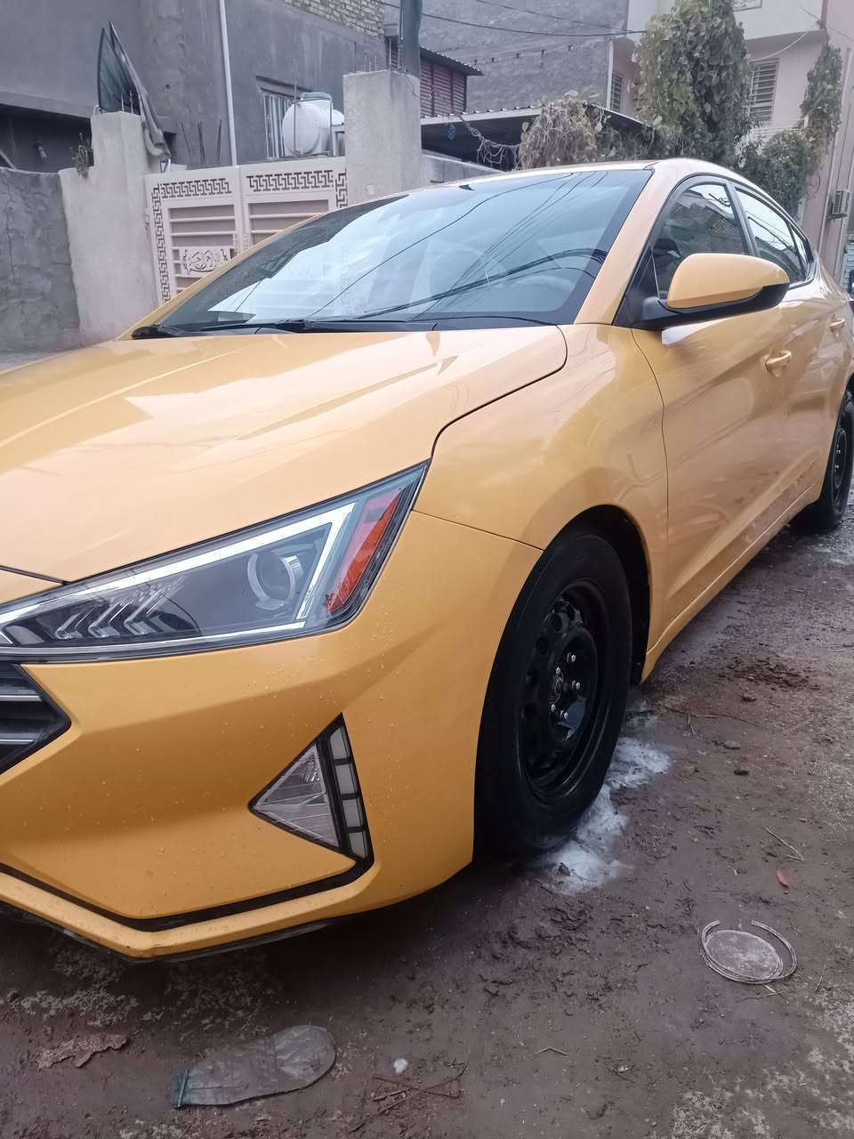 سلام عليكم من رخصت الادمن المحترم النتره 2019امريكي محرك جديد كير اي تي مرغوب تبريد  ثلج تخم تاير جديد دوشمه عامه السياره وضع الشركه ممشتغله تكسي بسمي مصفره هيئه وغرامات مذب عليه ربع كبل للشارع سونار مرفق بل منشور الحادث بصيط هم موجود مكاني حله مركز المدينه للستفساره *********** بيه هواي مواصفات راسني واتساب
