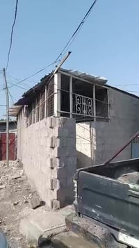 بيت تجاوز مرتب ونظيف ودرجه اولى جاهز من كلشي السقف سندويش البيت بي مدخ...