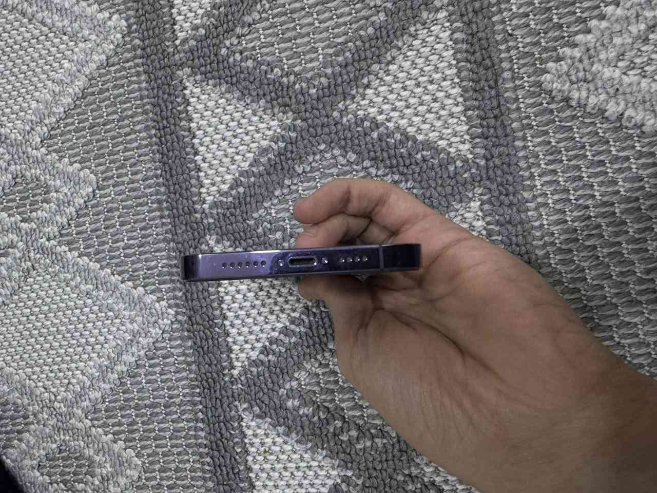 السلام عليكم
متوفر ايفون 14 برو ماكس للبيع ( البطارية 89‎%‎ نفس ما واضح بالصورة ) و الجهاز جدا نظيف وكلشي واضح بالصورة مابي شخط او كسر والخ…، 
للبيع هو وغراضه فقط واير شحن مابي، وما مبدل اي قطعة بي
السعر قفل 900 الف   
مكاني الديوانية المركز
الشراي : ***********
