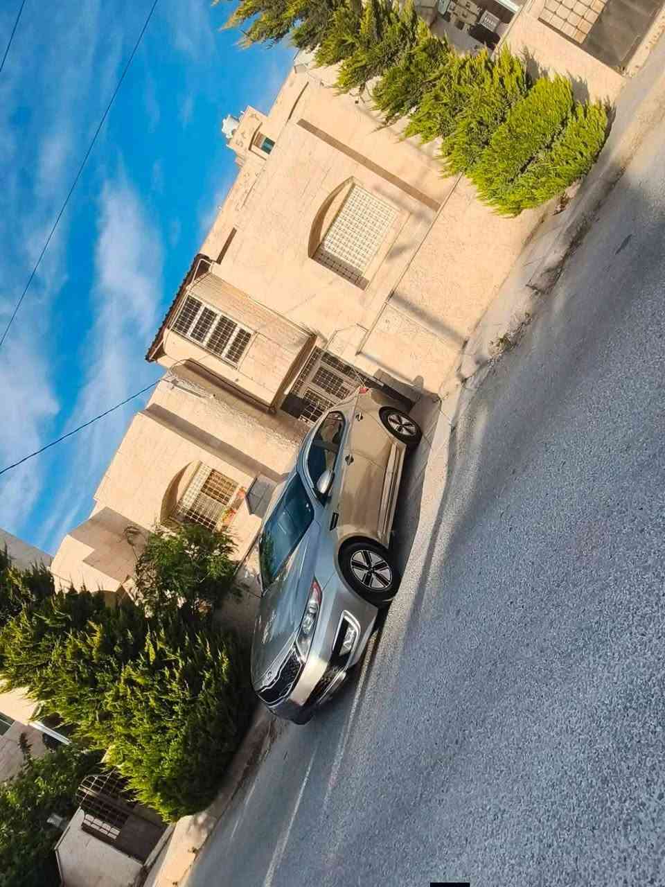 للبيع كيا أوبتيما 2013 وارد أمريكي هايبرد
محرك 2400 CC

دهان جديد 

موتور جديد بيان جمركي 

بي اس جديد

زيت شركه 

بواجي شركه 

 جنوط اصليه

 بصمة وتشغيل زر
مرخصه16-03-2027

السيارة نظيفة واستعمال شخصي

 فحص 3 جيد

 مكيف ممتاز وجاهزة للاستخدام

السيارة بحالة جيدة من الداخل والخارج، ولا تحتاج لأي صيانة .

الفحص مرفق بالصور .

للمهتم التواصل على الخاص أو الاتصال

0798362856 اربد, محافظة إربد


**إذا كنت صاحب هذا الإعلان وتريد حذفه لأي سبب، رجاءا أرسل رسالة إلى الدعم الفني**
