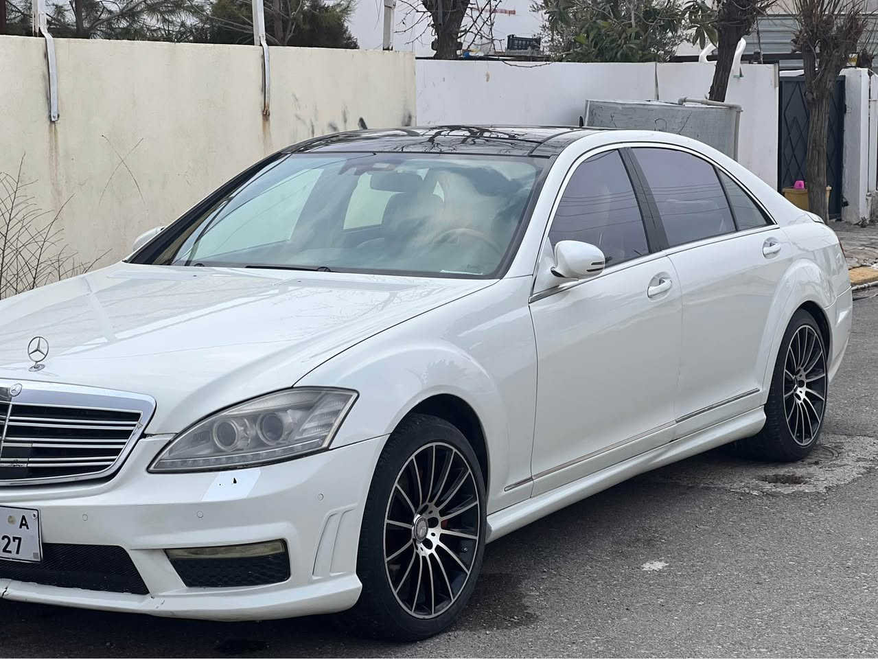 mercedes Sclass 550

مۆدێل 2009کراوەتە2013 قەپات مواسەفات درگا لارج پانۆراما هەرچوار کوشن ساردو گەرم و کارەبایی کوشن مەساج ڕادار ٥ پەردە سیستەم ساڵۆنسای AMG 

سەیارەکە مواسەفات خەلیجییە 

دوپارچە بۆیاخ عێراقی هەیە بێناو گرتن

کۆدی بۆکراوە

سعر ٩٥ شمشمل, السليمانية


**إذا كنت صاحب هذا الإعلان وتريد حذفه لأي سبب، رجاءا أرسل رسالة إلى الدعم الفني**