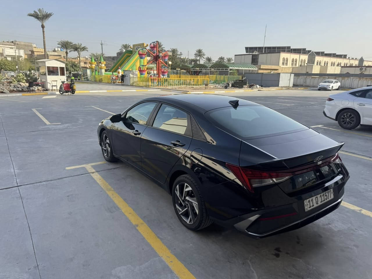 النترا هايبرد SEL  الموديل 2025 وارد امريكي بدون قطرة صبغ وبدون ايرباك ايضا لون اسود ميتاليك الجديد 🔘

المواصفات SEL اعلى شي موجود بالهايبرد :-

🔘سستم صوت من شركة Bose 🔊 + دمام مع امبليفاير

🔘لد امامي + لد خلفي 

🔘دشبول متصل + لد ليزري مخفي مع اناره مخفيه اكثر من 64 لون 🌈

🔘لايت زنون 3 عدسات بلادي مع حاجب لد نهاري 

🔘بصمه تشغيل وايقاف السياره 

🔘حساس امامي + حساس خلفي 

🔘كامرا دواره + حساس 360 درجة

🔘اوتو  هولد 

🔘مود درايف 

🔘اربع مودات قيادة

🔘سايد بريك كهرباء 

🔘رادار  امامي + رادار جانبي + رادار  خلفي

🔘صندوك  ذكي عند الاقتراب 

🔘يدات بوب لمس للبصمه

🔘نظام ترحيب للسائق مع انارة 

🔘تبريد منفصل مع مناخ منفصل للسائق والراكب 

السياره قفله مواصفات جريدة 

كل مواصفات موضحة بصور 

مكاني بغداد _ مجمع الود السكني
الاتصال والاستفسار ….. 
***********
***********
***********
السعر 168$$ وبيه مجال بسيط.
