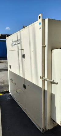 مولد 100 كيفي ابلادي مشتغله 2000 ساعه جبيلي  اخوان كاتم 100/100  للاتص...