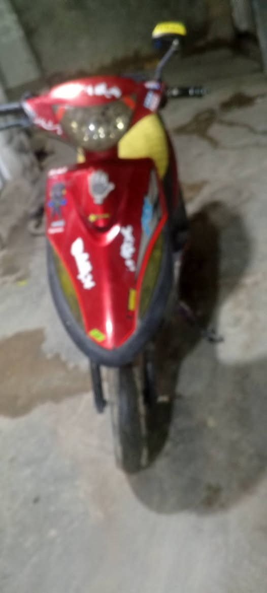 السلام عليكم دراجة ماكس عدلة مزودة صالنصة رياضي قطرة دهن ستاند كلجات رياضي بوشة49بلادي دراجة نضيفة ومرتبة السعر 450مكاني بغداد التاجي ***********
