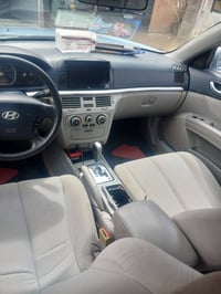 سوناتا ٢٠٠٨ مصبوغه حزام بيها ٤ قطع رقم بغداد  محرك ٤ دوش  تحويل مباشر ...