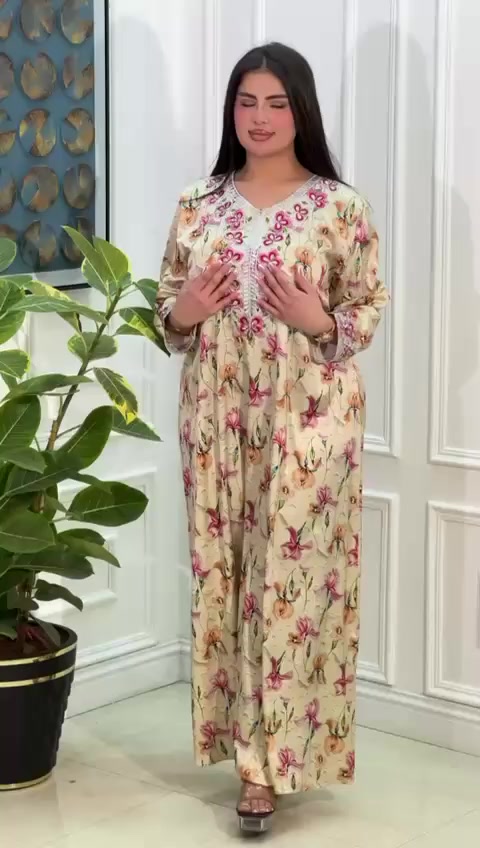 مخور ستن حرير اصلي كلوش موديل 🇶🇦قطري 
القياسات l XL  XXL  XXXL 
البيع بالجملة فقط 
اقل طلب من الموديل درزن  
سعر الدرزن ١٩٥ الف 
يوجد توصيل الى جميع محافظات العراق 🚚


**إذا كنت صاحب هذا الإعلان وتريد حذفه لأي سبب، رجاءا أرسل رسالة إلى الدعم الفني**