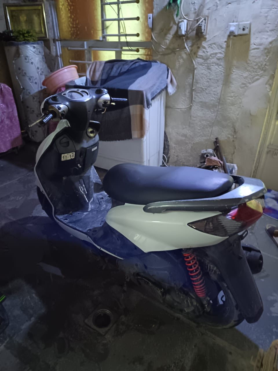 سلام عليكم 🫡🌑 

سكنس نثيه 140🌑
دراجه شلعه معدله 🌑
معدل يخبل 🌑
مكينه مزوده 🌑
بوشه 59🌑
كهربائيات كلها شغاله🌑
دراجه ما بيها أي نقص 🌑
خير من الله 🌑
كفرات بلادي 🌑
ما بيها أي نقص 🌑
مدينه الصدر قرب بانزيخانه 68🌑
السعر 475 وبيها مجال 🌑
رقم***********🌑
