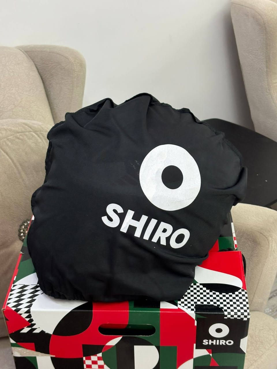 موفر خوذه دراجة ماركه shiro للبيع
للاستفسار واتساب ***********

