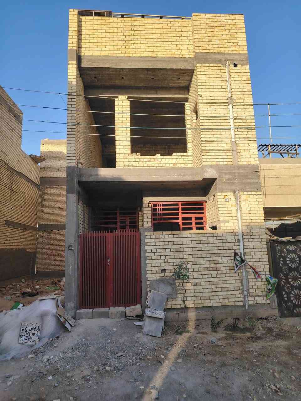 بيت للبيع بسكينه باثنين على ثمانيه المساحه 75 متر ***********
