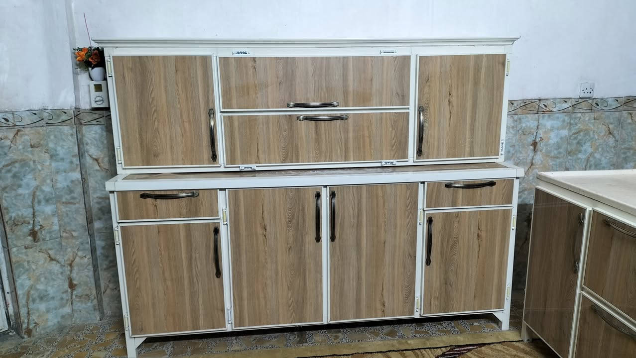 كاونتر 3 قطع مستخدم نضيف تفصال الألمنيوم مو سوكي لا يوجد اضرر عنوان شعب اكو توصيل *********** بي وتساب
