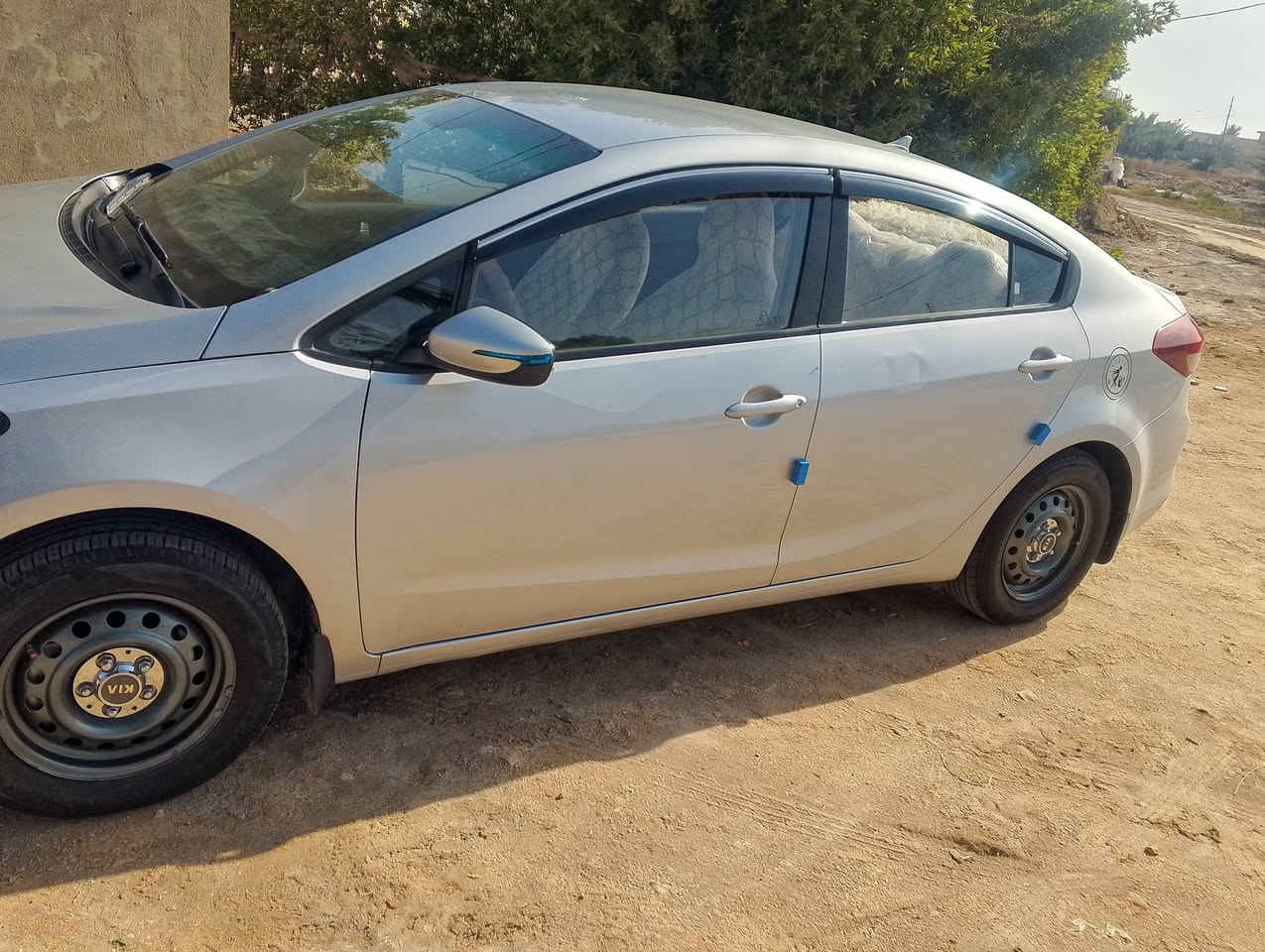 السلام عليكم سيراتو 17 خليجيةمحرك 1600 شرط تبريد حدادية تخم تاير سيارة جاهزة رقم جديد تحويل مباشر ***********
