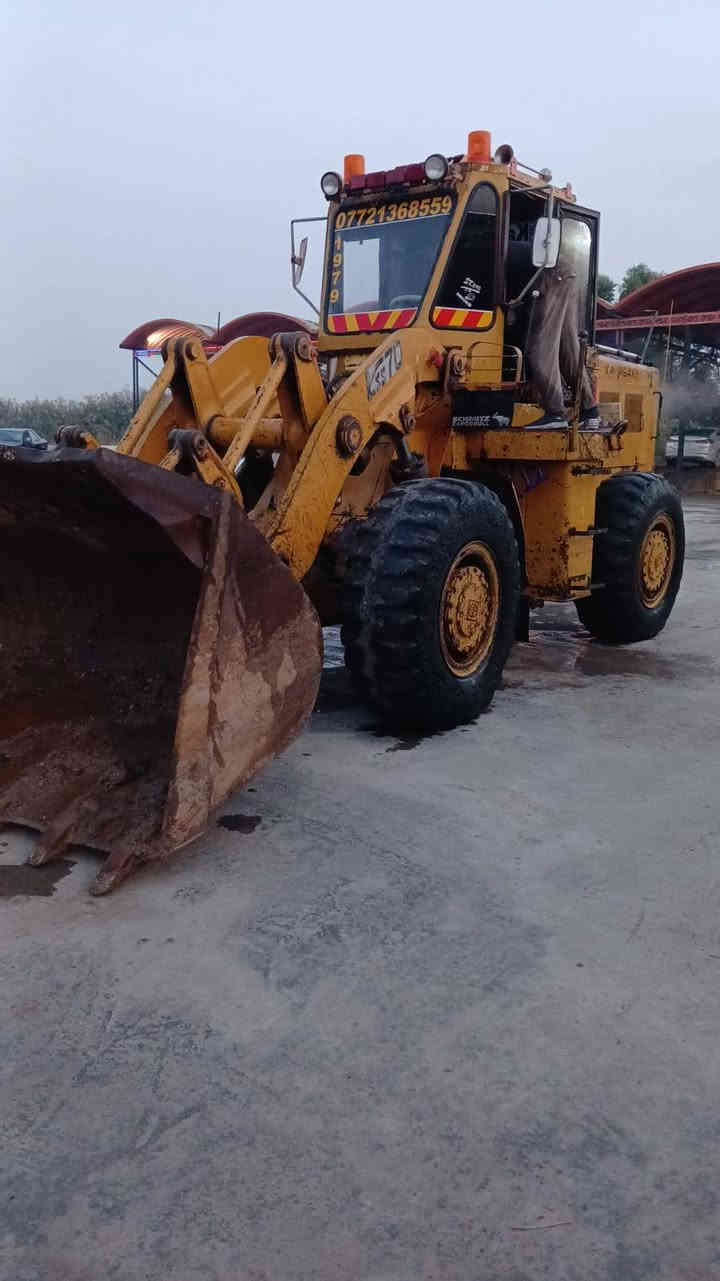 للبيع موديل ٧٩ محرك بي ازوزه  مكاني ديالى  ***********
