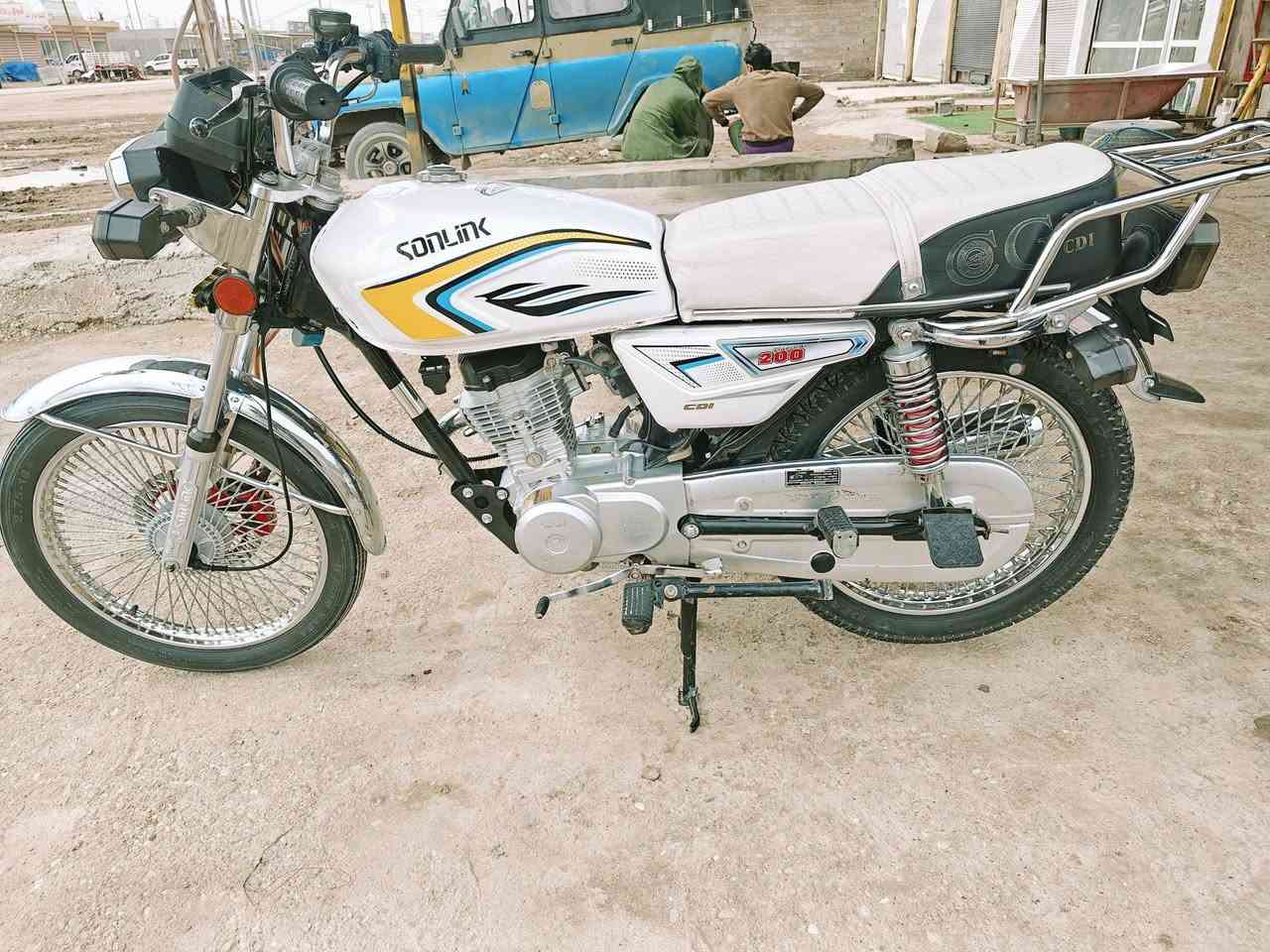 للبيع 2024 اوراق السعر 625 المكان الصويرة ***********
