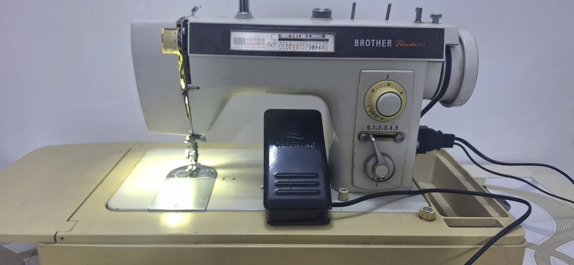 مكينه براذر نظيفه للبيع
السعر ١٣٠ وبيهه مجال بسيط


**إذا كنت صاحب هذا الإعلان وتريد حذفه لأي سبب، رجاءا أرسل رسالة إلى الدعم الفني**