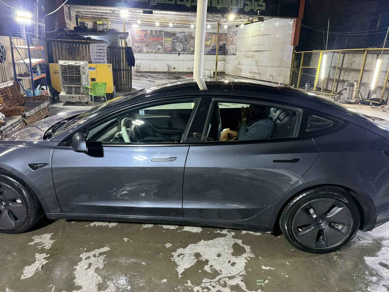 السلام عليكم تسيلا 3موديل ٢٣ماشيه 91ميل السعر 165الرقم السياره محدثه اولاين ***********
