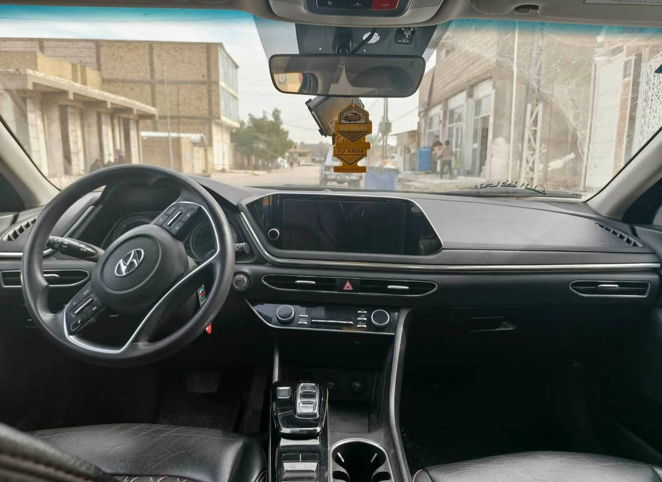 سوناتا مديل 2023 رقم بغداد دولي 
وارد امريكي فول مواصفات ماعده فتحه
بيه صبغ جاملغ وباب العبري بدون دواخل 
وبيه شخوط بلقماره بلتحميل بالدخول للعراق
ماشيه 50،،،محرك 2500 .سياره مابيه نقص برغي
السعر 158ورقه واستفسار اكثر الاتصال على الرقم 
***********
