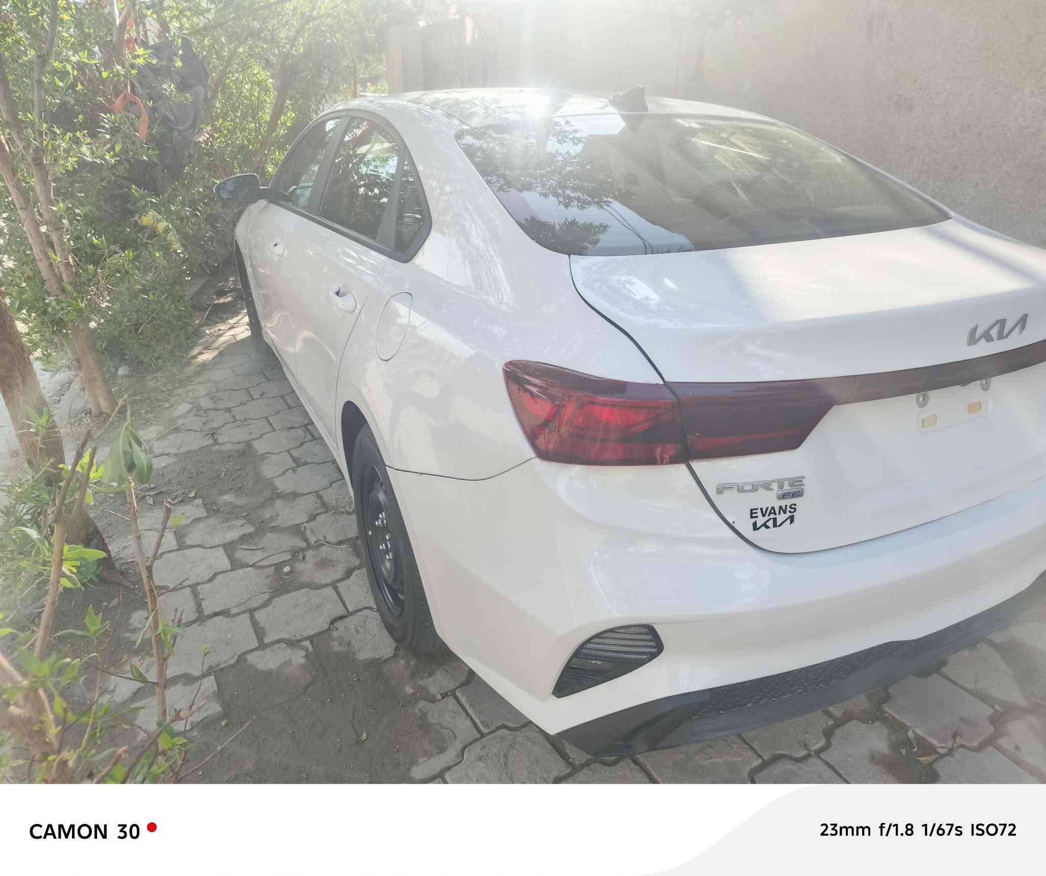 السلام عليكم
فورتي موديل 2024 امريكي دخول جديد مبدل بيها بنيد وجاملغين وطخه بل جاملغ الخلفي كامله بيها نقص فقط تبريد  المكان بغداد 130 وبيها مجال للاتصال *********** الحاج ابو ديار
