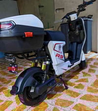 دراجة شحن نوع R9 مديل 2025 مستخدمه شهر حتا التايرات بعدهن بشعرهن من كد...