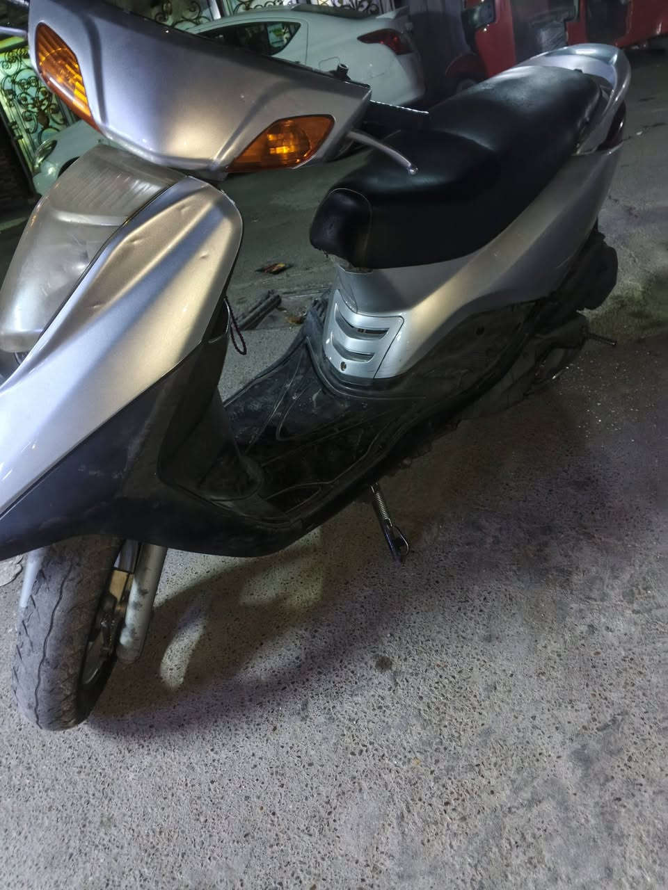 ***********
السعر 500 وبيها مجال
