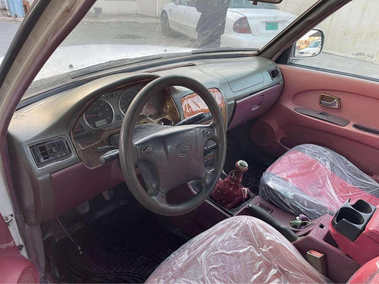 دێر 2011 سعر 48 و مجال
گۆرینەوەش دەکەم لسەر دل گرتن
مکینە بەخ گیر مکینە ب شەرتن
سبخ 4 پارجە بەخ بی داخل
تەخم تایە جبلی جدید گریدین
شوین روڤیا/***********
واتساپ*********** اكر, نينوى
