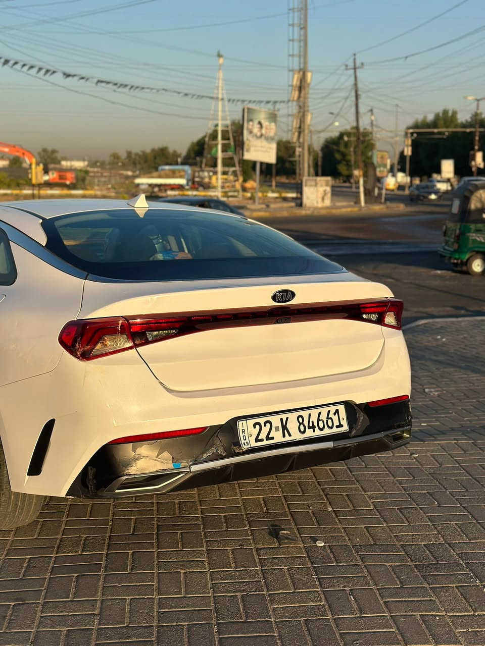 كي فايف موديل 2021 محرك 1600 تيربو ماشيه 175 حادثها جاملغ والبنيد مبدل ومصبوغ وبيها بلعراق قبق جنطه مكان الصبغ صاير وره رقم فقط سياره جاهزه من كلشي تبريد محرك كير مكفولا مواصفاتها رادرات تحكم مري قياده ذاتيه معروفه بعد مكاني دوره رقم ***********
