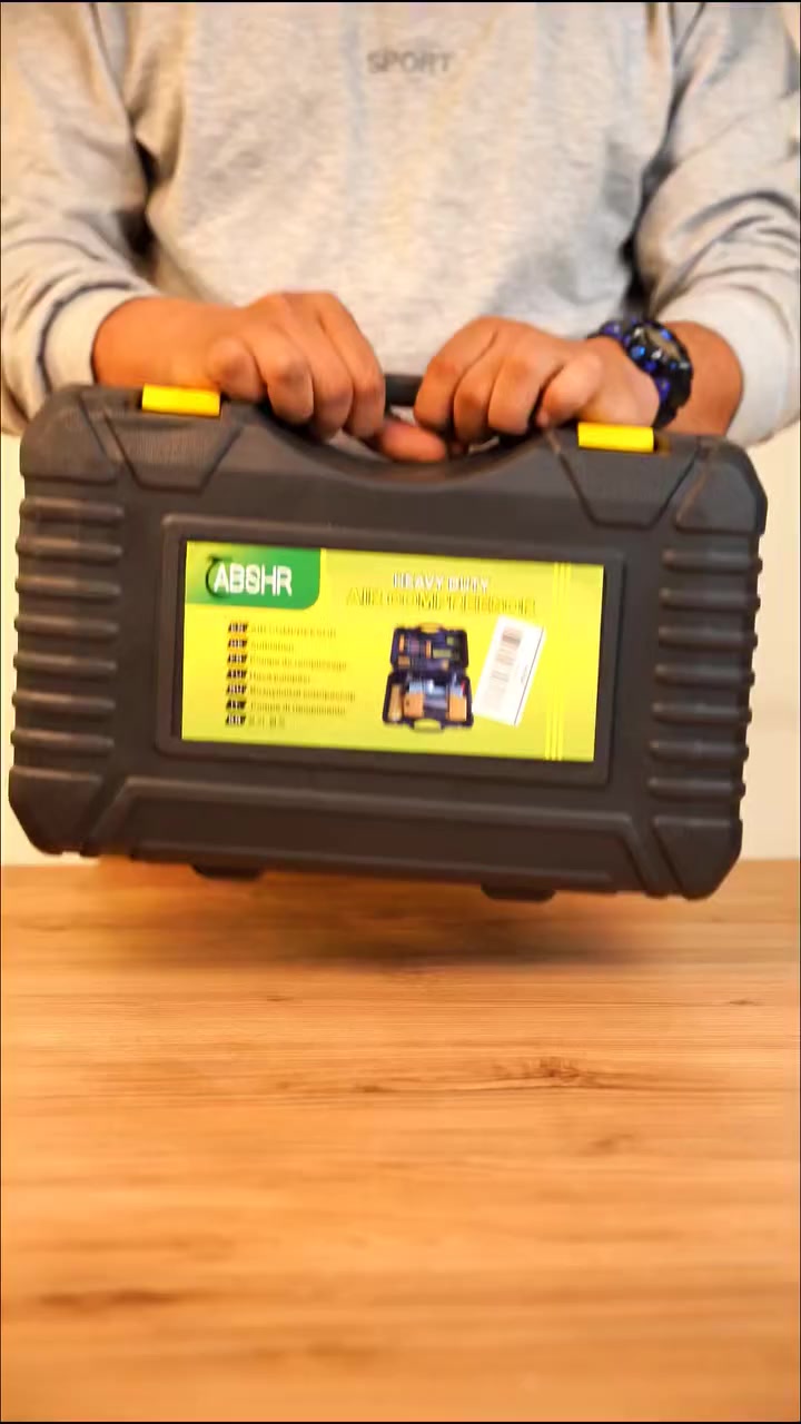 عندي منفاخ تايرات أصلي 
يشتغل علا الباتري 30 الف والتوصيل 3 الاف داخل بغداد و5 الاف لباقي المحافضات كميه محدوده اذا تريد اكتب تم بالتعليقات او راسلني


**إذا كنت صاحب هذا الإعلان وتريد حذفه لأي سبب، رجاءا أرسل رسالة إلى الدعم الفني**