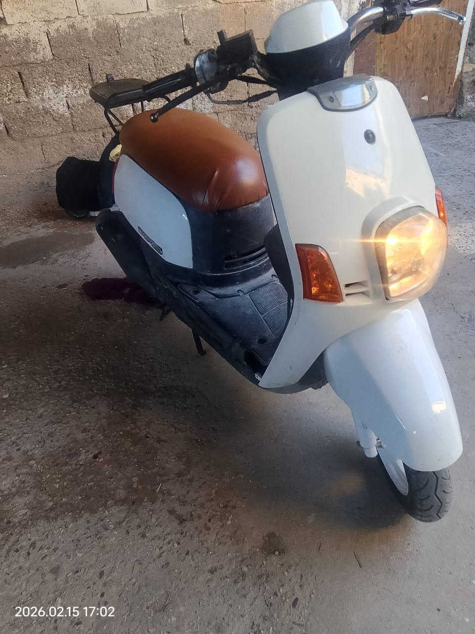 سلام عليكم خوان دراجه حلوه ونضيفه مستعجل عله بيعته مكفول من سرقه اوراقه كامله مكان حسينيه سعر ٣٠٠ وبيه مجال ***********3
