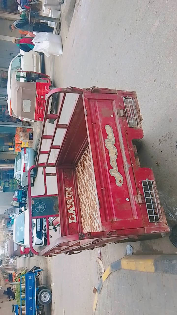 السلام عليكم موديل 18 ملميه وبيها مجال ***********
