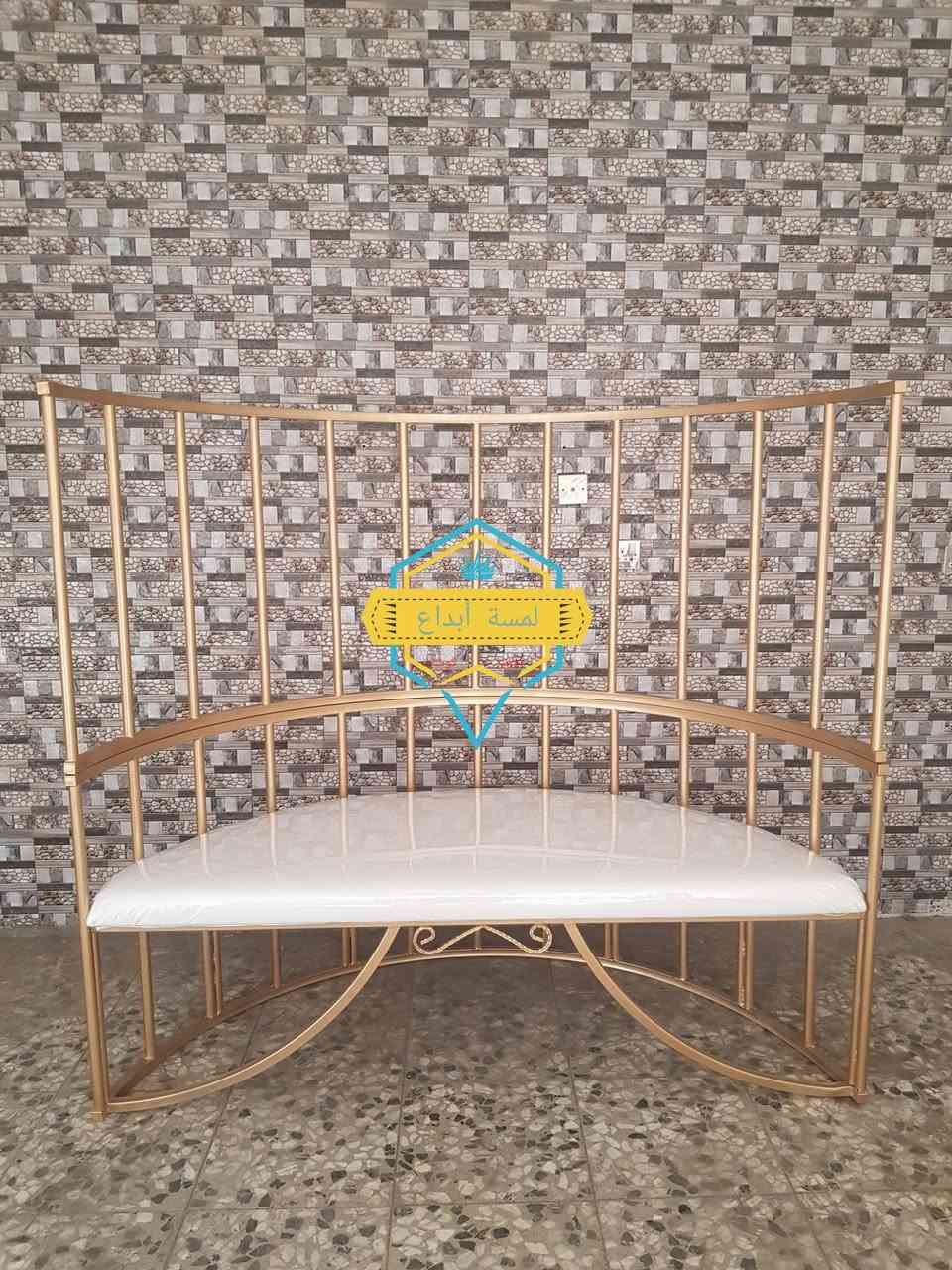 تم التسليم والحمدلله💪بالخير عليك خوية اية الرزق يارب 
استاند القفص حسب الطلب 
استاند القفص ارتفاع مترتين و٣٠ سم والعرض متر و٧٥ سم دوشمه جلد مع نايلون جلاتين 
السعر ٢٨٠ الف


**إذا كنت صاحب هذا الإعلان وتريد حذفه لأي سبب، رجاءا أرسل رسالة إلى الدعم الفني**