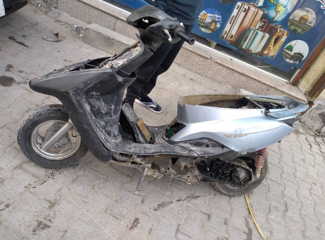 ٧٥ نهايته عله حطته بالصور  شراي يتصل *********** مكاني بغداد الحريه
