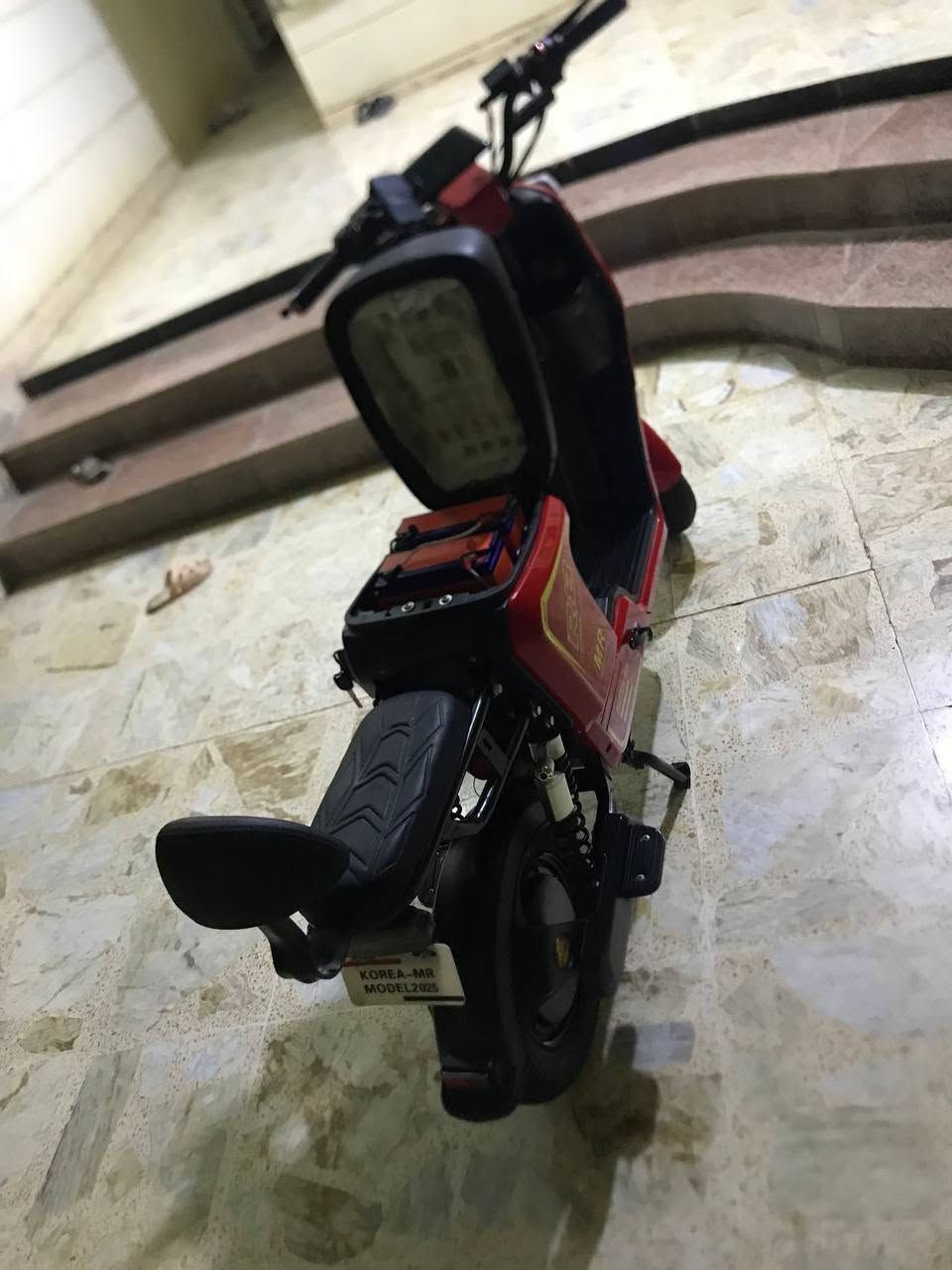 السلام عليكم  دراجه شحن للبيع R8دراجه فول. وبطاريات مال شركه سعر 425بيه مجال.  مكان ديالى بعقوبه ///اتصال ***********🔥
