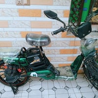 بايسكل حجم 20  جديد مامستخدم قليل عدد البطاريات ٤ عمر البطاريات شهر  د...