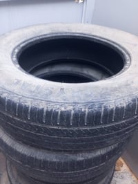 ٢٣٥/٦٥ ر١٧ • نضيفات • ٤ قطع