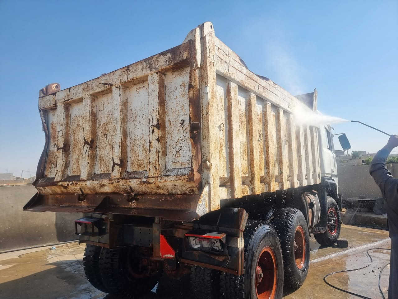 السلام عليكم كلابه رينو٨٢مجموعه كير محرك فالفو المرغوب شاصي نضيف بوجهك للشغل هيه مابيه مشكله ابيع بدون تحويل مكفوله من طلبه وعشاير السعر 55 الاتصال على ***********
***********او وتساب اذا ماتحصلني لأن شبكه اتصال ظعيفه بالبيت
