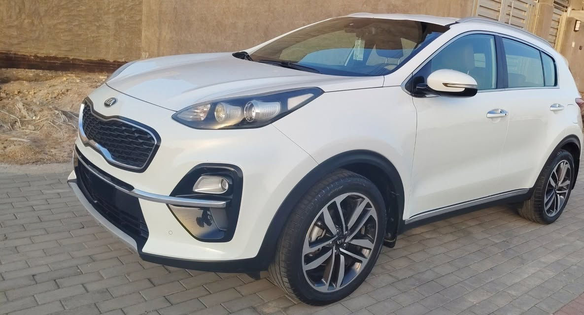 سبورتج 2019 خليجي  رقم بغداد بعدها على نظافة و وضع الشركة بلادية مكفوله باسمي السياره سنويه مجدده ل 2031 
المواصفات : 
مكينه ٢٠٠٠ دوش
مدخل usb aux
تحكم مقاعد كهرباء
تحكم مقود
مقاعد جلد
انوار نهارية
5 ويل كب 
كامره 
بصمة عدد 2
دخول بدون مفتاح بصمه 
مري شفط 
حساسات امامي وخلفي 
شاشه لمس
جاهزه السياره اي نقص مابيه ماشيه 105 الاف
ارضيه جلد
تبريد قطعتين
السعر خاص
 او التواصل على الرقم
*********** علما عليه واتساب
