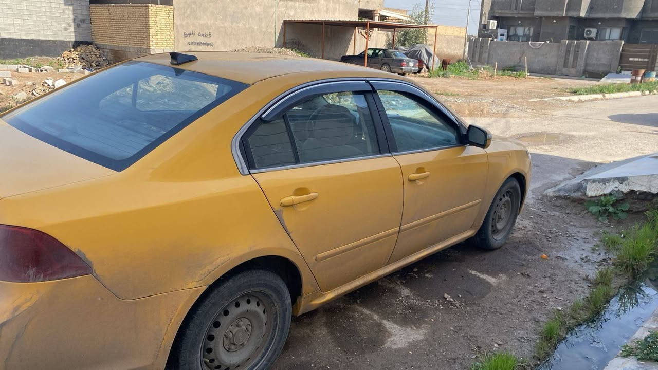 سلام عليكم اخوان أوبتما صفره موديل ٢٠٠٩ سياره نضيفه وجاهز ة من كلشي تحويل ثاني يوم السياره بسمنه مكان ديالى السعر ٨٥ وبيها مجال اتصل ودلل *********** ممتواجد ع الفيس فقط اتصال
