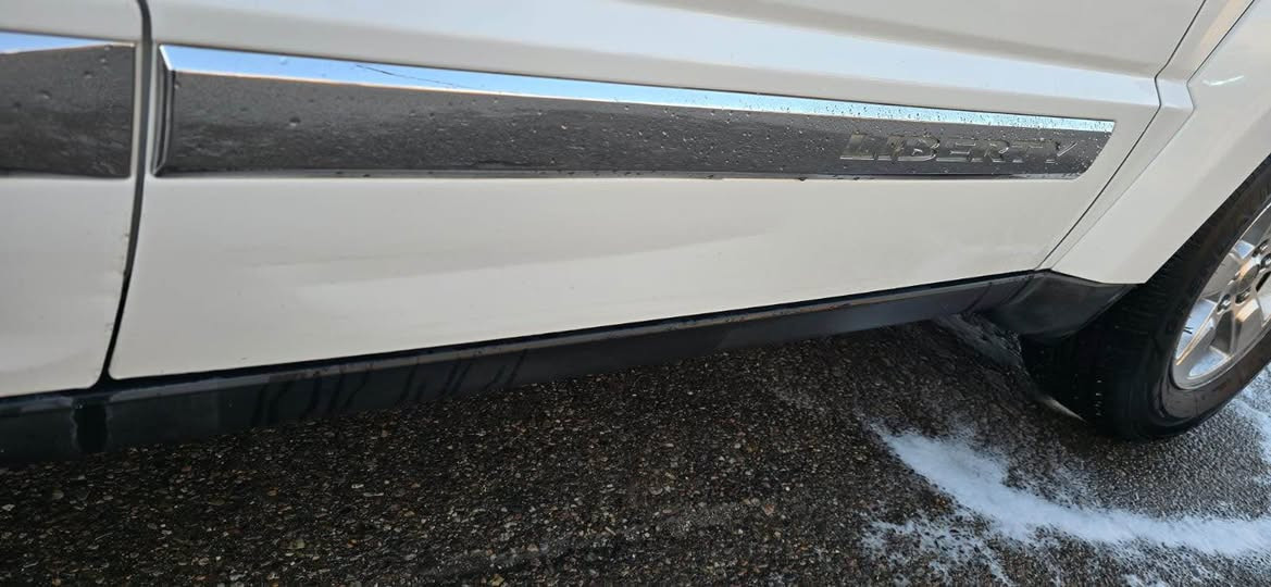 جيب ليبرتي 2012 
فول عدا الفتحه شاشه جبيره قلاب كروز سرعه مانع انزلاق تحكم استيرن سماعات دمام كامره خلفيه  دواخل نظيفه 10‎0‎%‎ زنون تبريد ثلج حداديه  نظيفه دهن كير دهن مكينه  جديد اليوم بدلته كير مكينه كفاله نصبته تخبل نوزلا بلكات جدد رقم جديد بغداد بسمي  سياره عله وضع الشركه مامتعوبه ابد مكفوله من الضرب بس صبغ عام اثر حالوب بلخارج ماشيه 152  
بيه طخه خفيفه باب الصد وزلغ بلقماره 
السعر 115
*********** الزبير, البصرة
