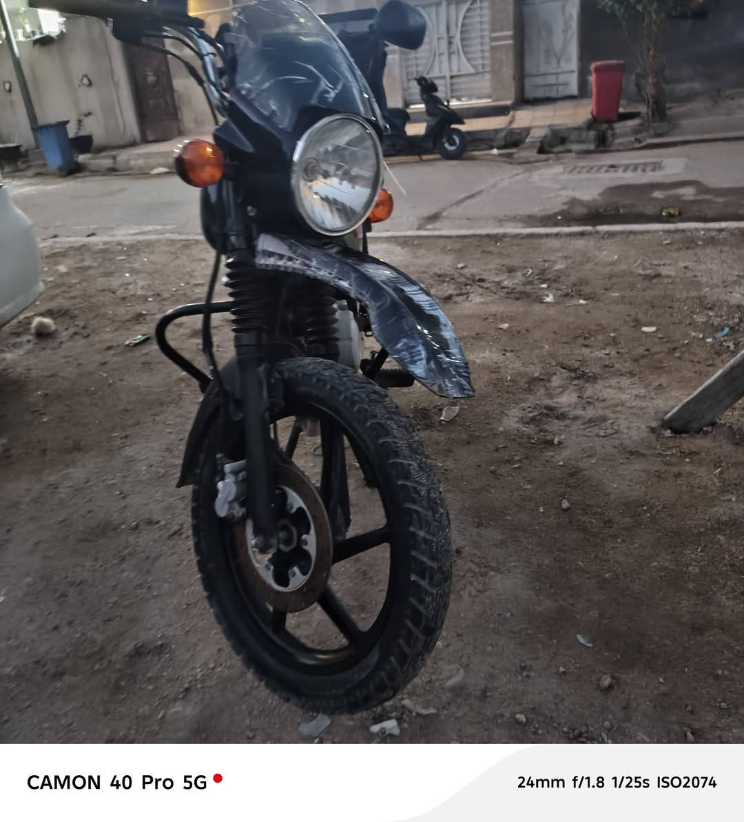 دراجه بوكسر نضيفه كلش مرقم المكان بغداد التواصل خاص***********
