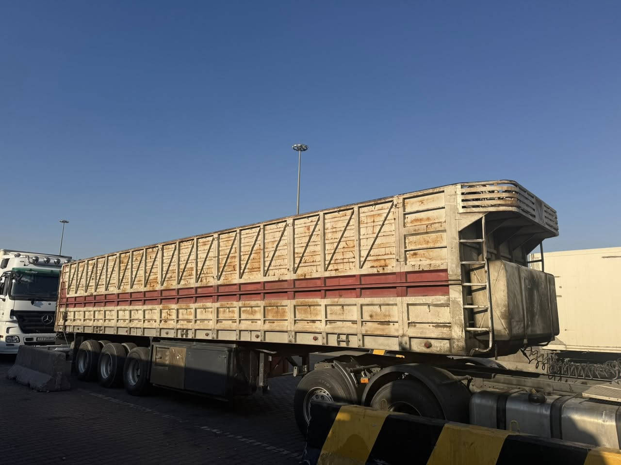 عربانه للبيع ***********
