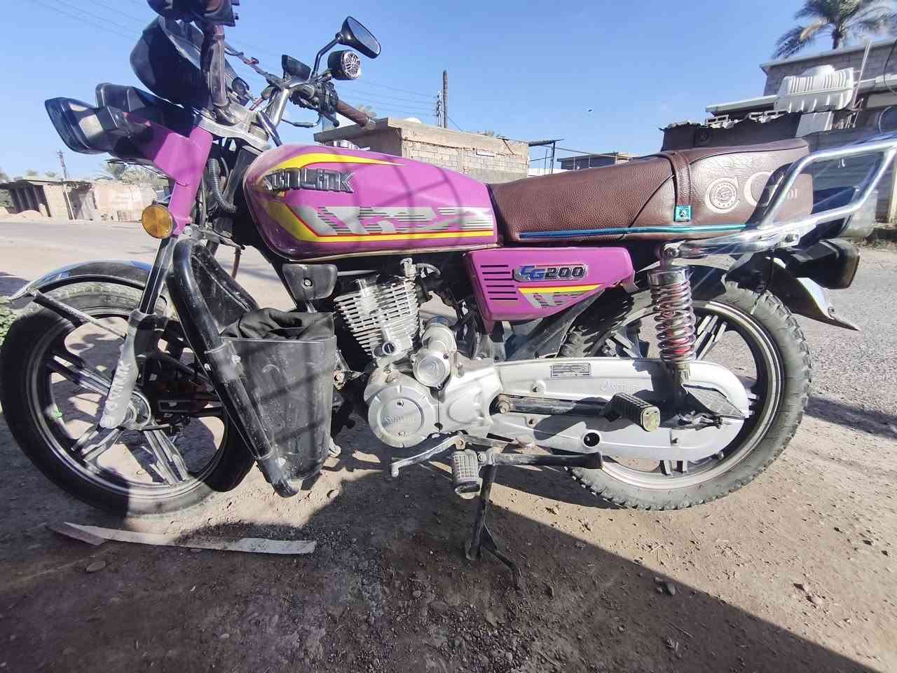 دراجه ايراني موديل 24 اوراق كامله كهربائيات كله شغاله محرك 200cc اي نقص مابيه كفاله عامه  مكاني تاجي / شيخ حمد ***********///***********
 شراي يتصل
