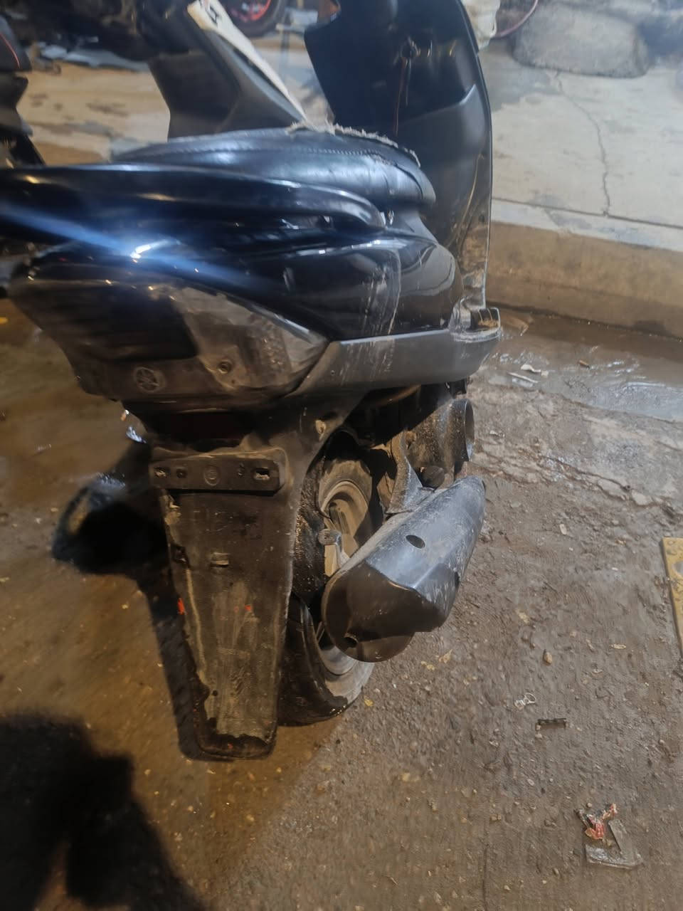 السلام عليكم 
ماكس عدله لبيع
بوشه 49 بلادي 
دراجه بلاديه
كفرات كامله 
كهربائيات شغاله 
نكره صلف اي وقت
وياله رياضي 
صدر امامي رياضي 
دبل خلفي رياضي 
دراجه ما ناقصه اي شي 
سعر 450 مال متوازي بيها مجال قليل 
تواصل *********** متواجد وتساب
