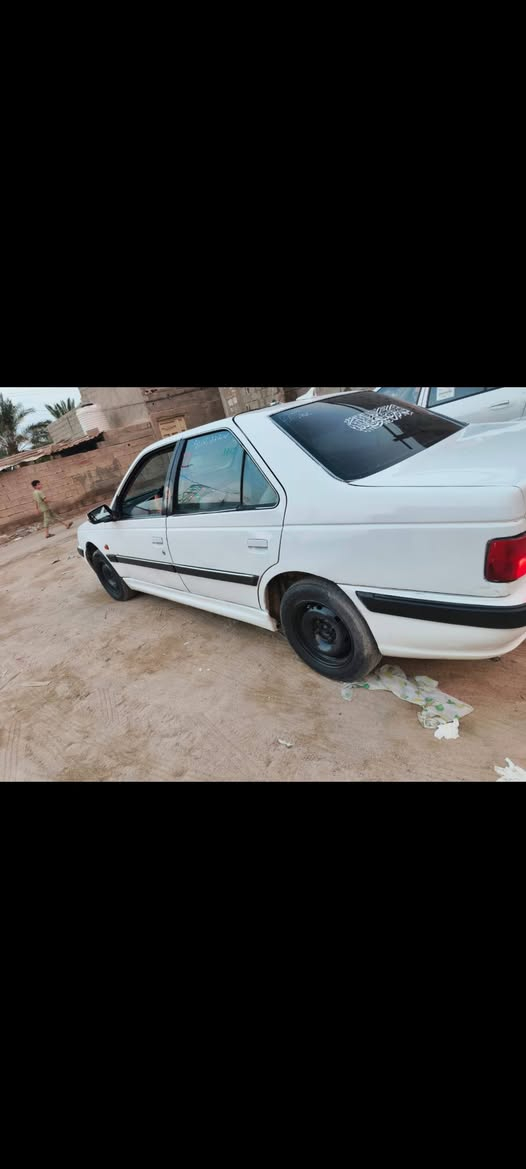 بيجو بارص 2012 مصبوغه عام سنويه لل27 بيهه ضربه من وره مكينه كير كهربائيات خير من الله يرادلهه ترتيبات قليله رقم  راعي السياره ***********
