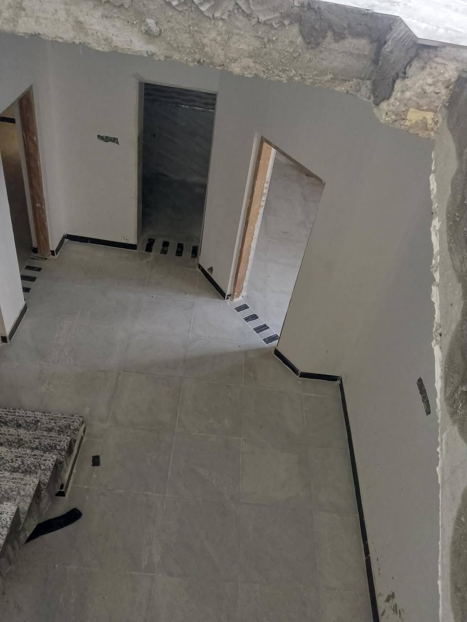 سلام عليكم كادر سيراميك متفرق 5 خلفات من أهل سماوه ***********
