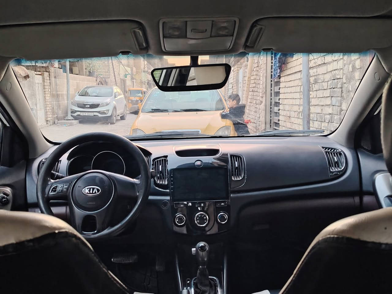 السلام عليكم
كيا سيراتوا 2011 بأسمي 
كير ومكينه مكفولات
شاشة 
حساس 
تدفئة وتبريد 
صبغ اقل الحزام +رقم دولي الجديد 
السعر 90وبيه مجال 
فيسبوك غير موجود فقط على الواتساب ***********
